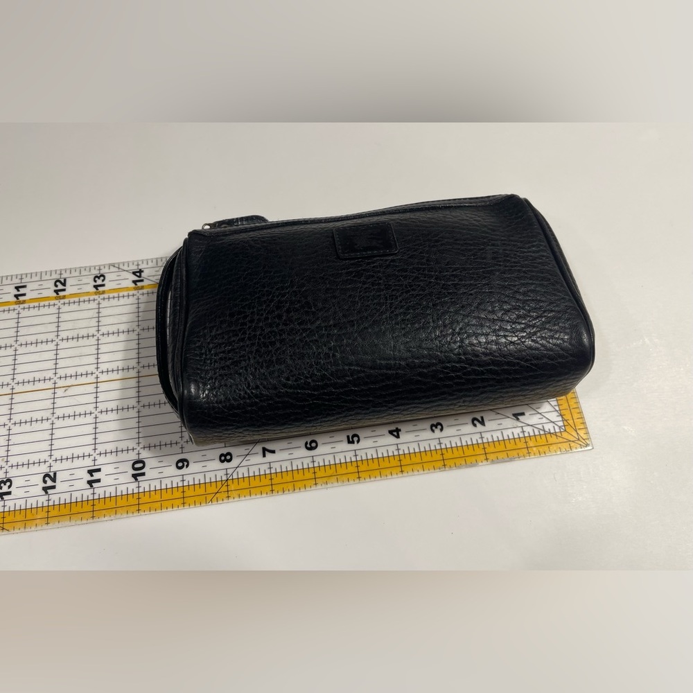 Burberry vintage leather travel pouch - Picture 8 of 10